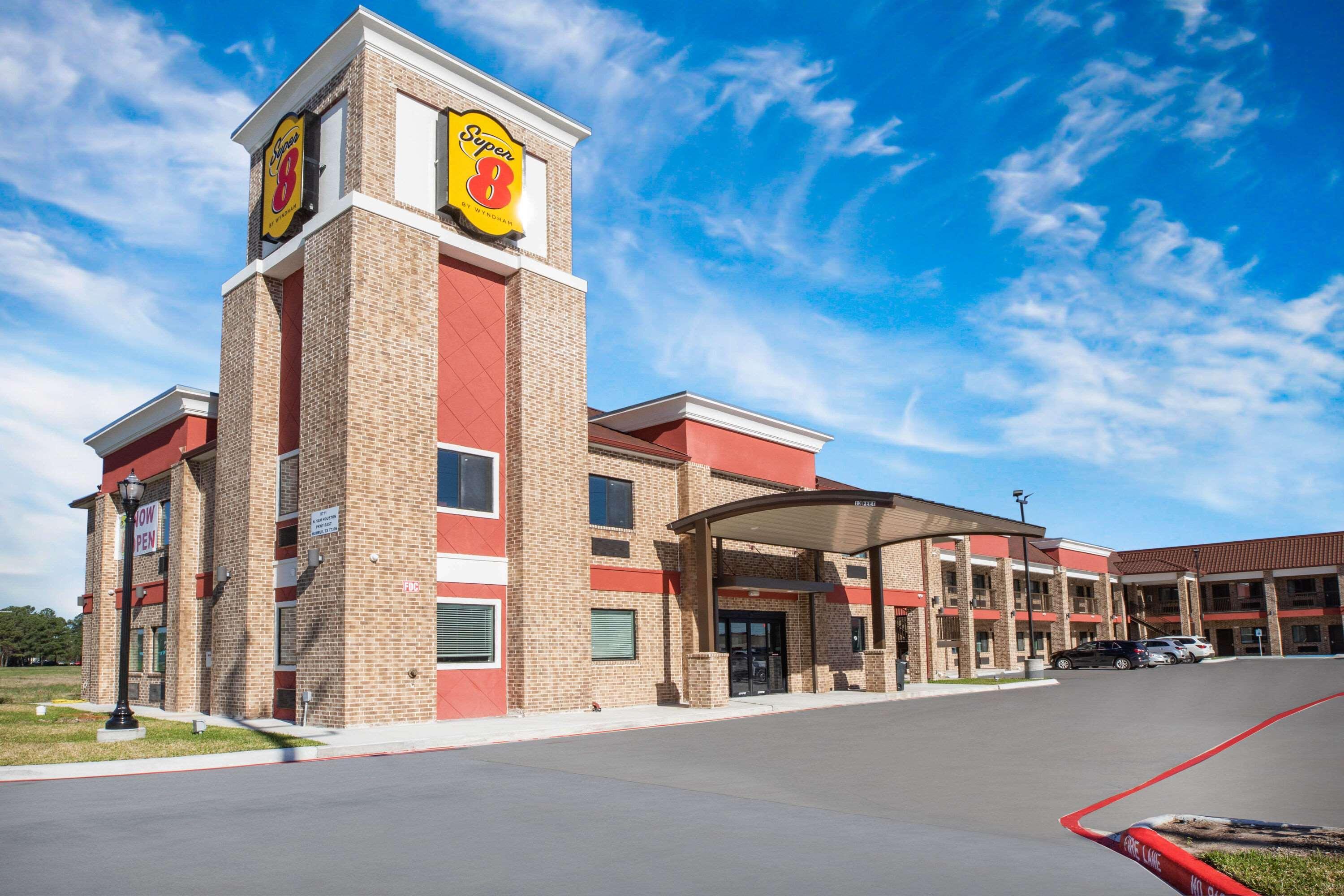 Super 8 By Wyndham Humble Houston Fallcreek Dış mekan fotoğraf